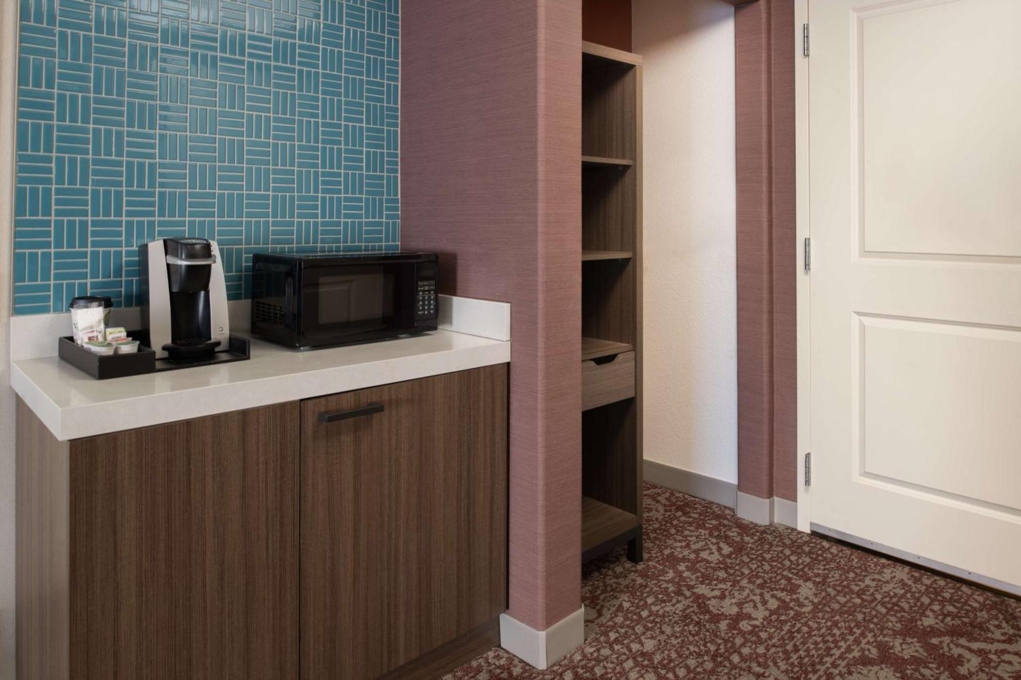 Hilton Garden Inn Fontana Dış mekan fotoğraf